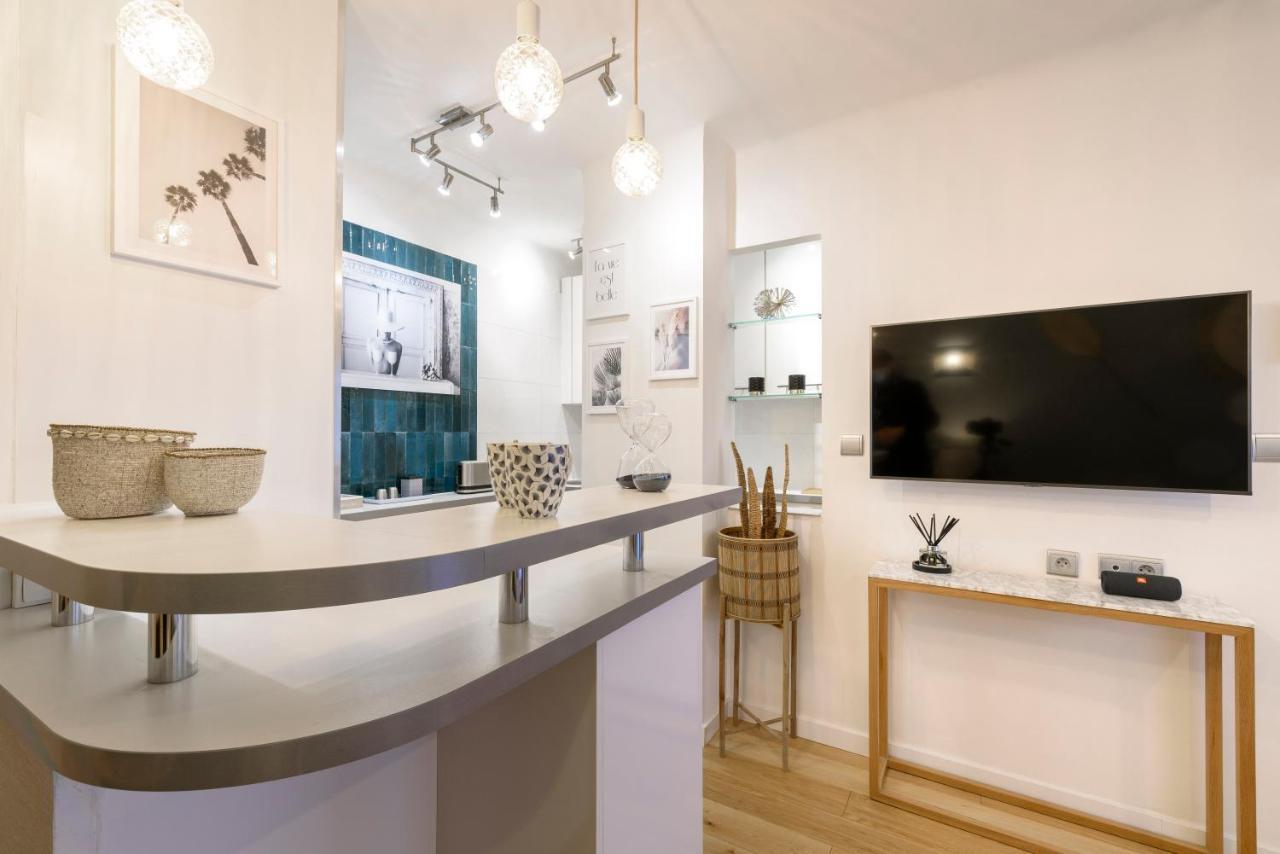 Host Inn Sweet Croisette Cannes Ngoại thất bức ảnh