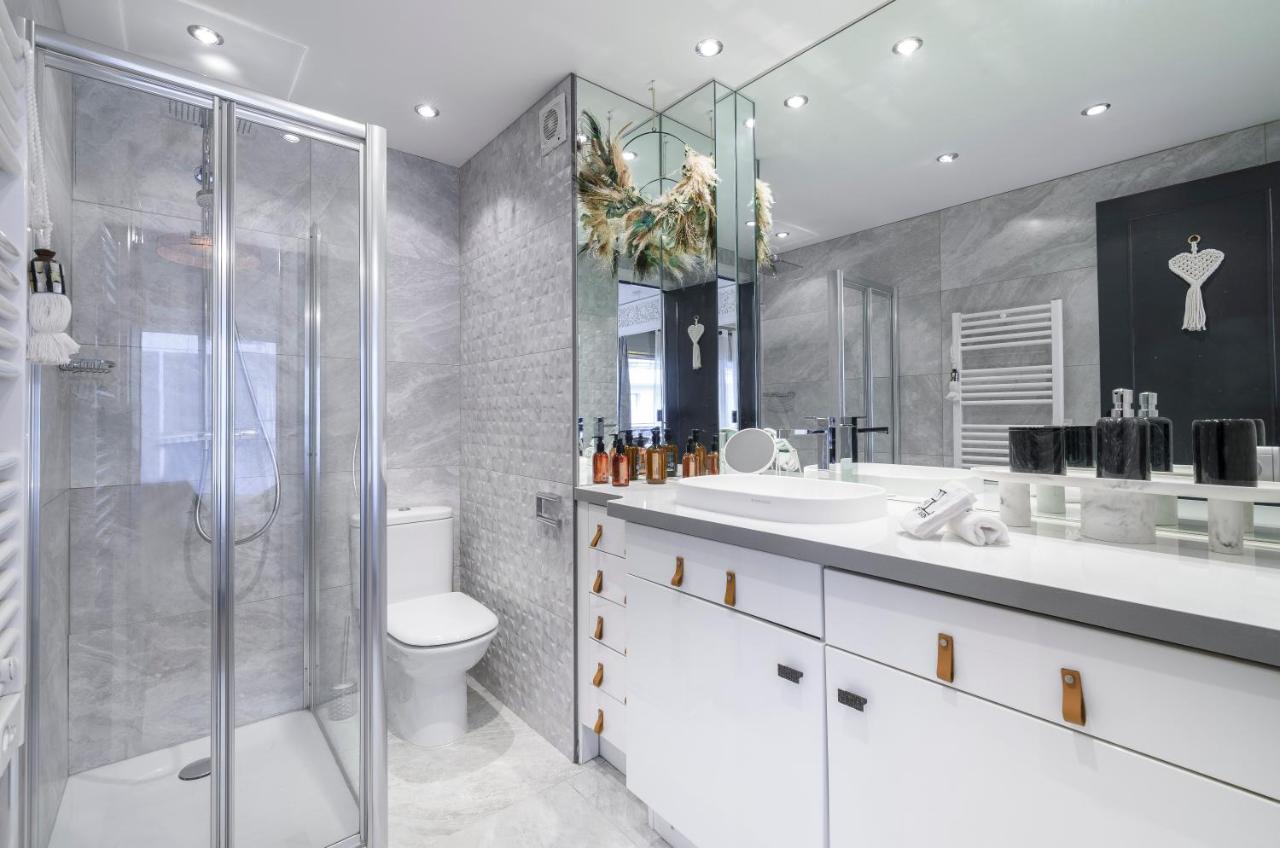 Host Inn Sweet Croisette Cannes Ngoại thất bức ảnh